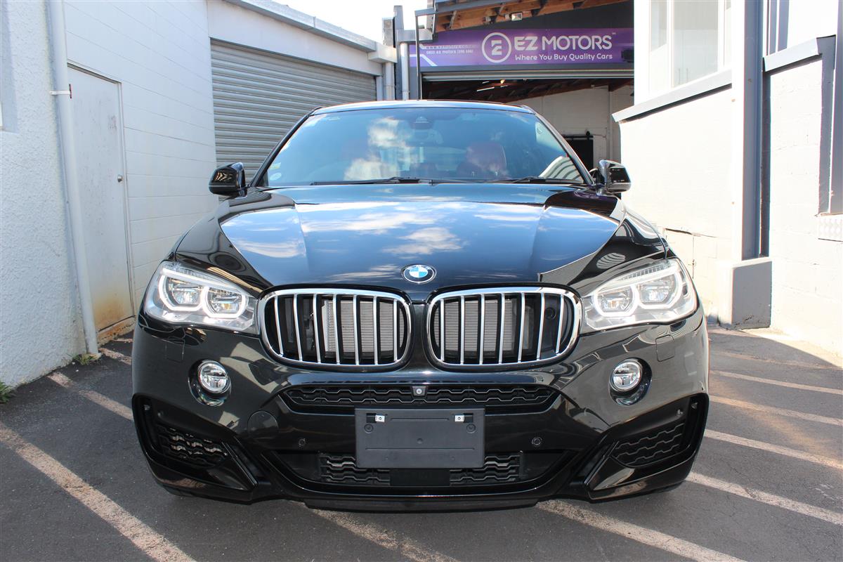 2017 BMW X6 50i M Sport Massive Spec Carousel 1