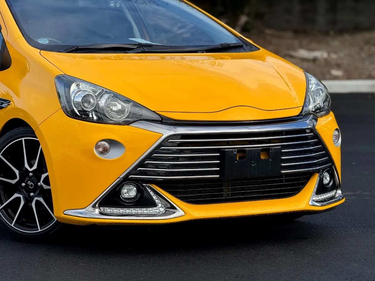 2015 Toyota Aqua G GS Facelift Carousel 9