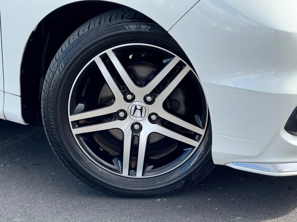 2015 Honda Odyssey ABSOLUTE  Carousel 8