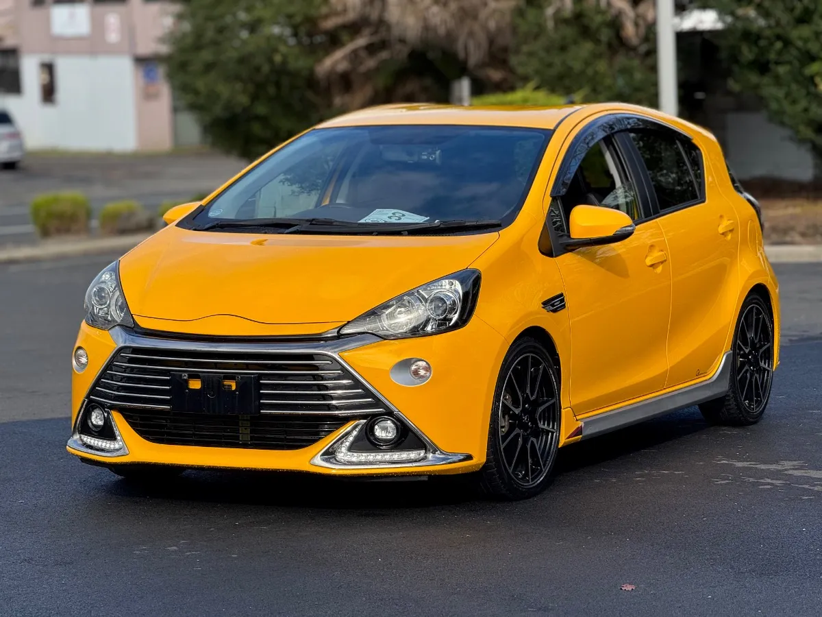 2015 Toyota Aqua G GS Facelift Carousel 7