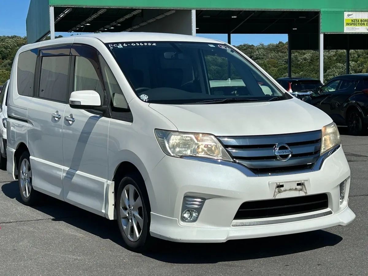 2012 Nissan Serena
