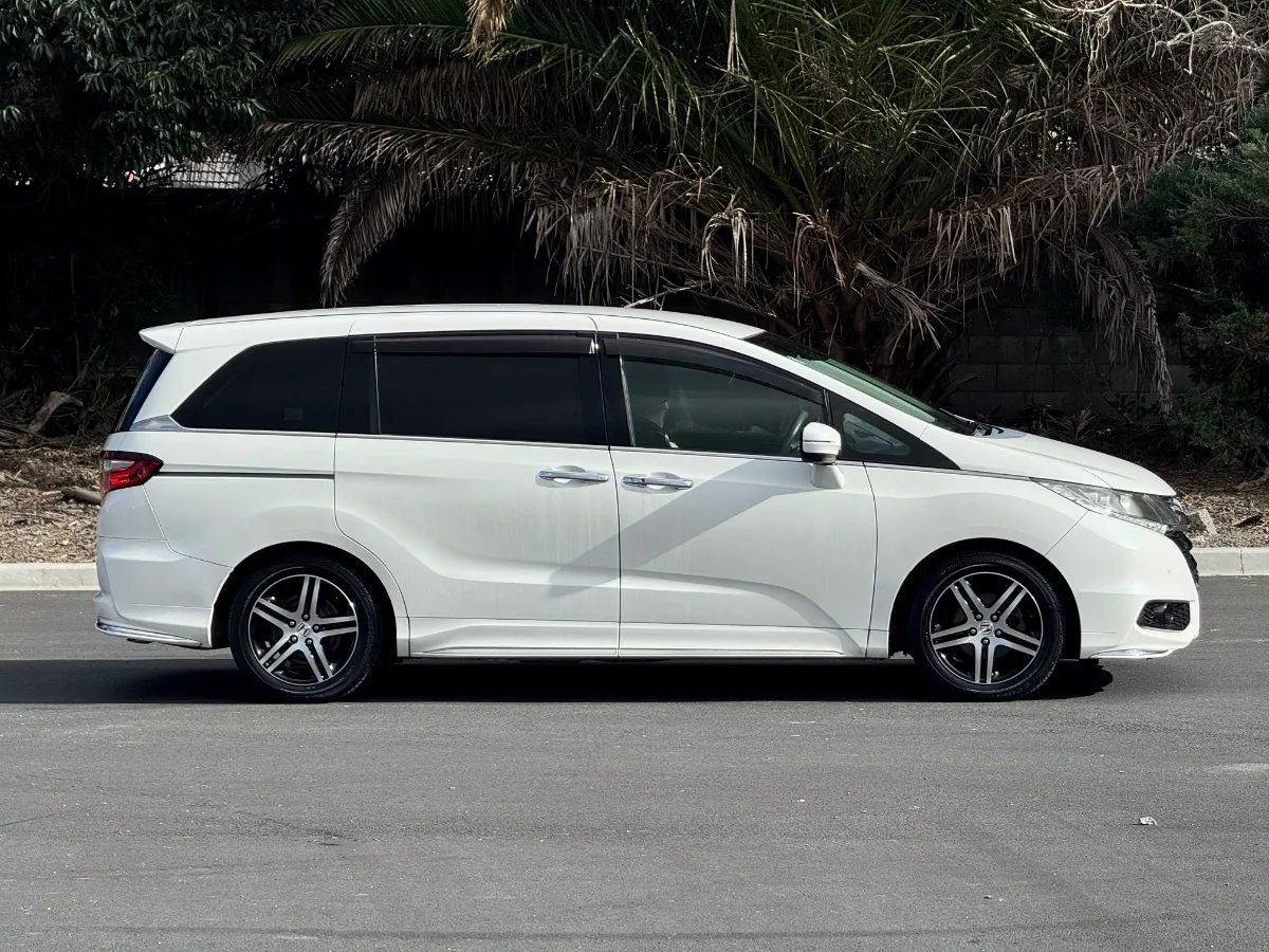 2015 Honda Odyssey ABSOLUTE  Carousel 1