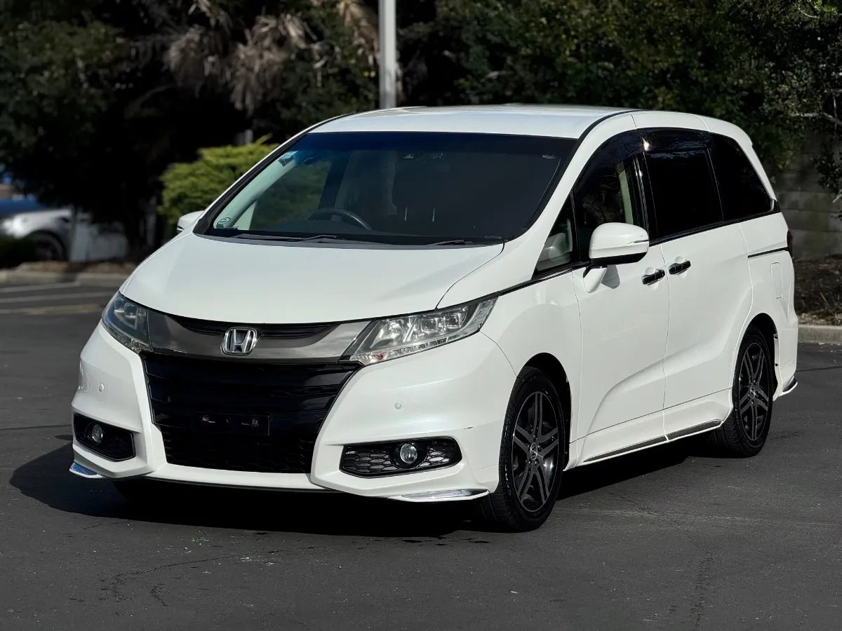 2015 Honda Odyssey ABSOLUTE  Carousel 6