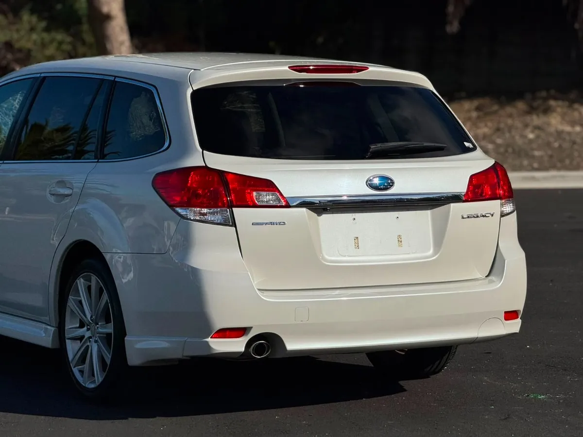 2012 Subaru Legacy TOURING WAGON 2.5i EYESIGHT S PACKAGE AWD Carousel 3