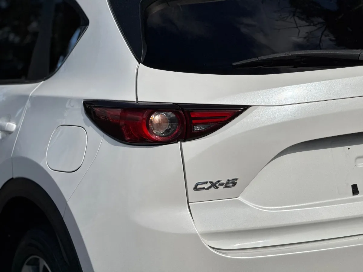 2017 Mazda CX-5 Carousel 3