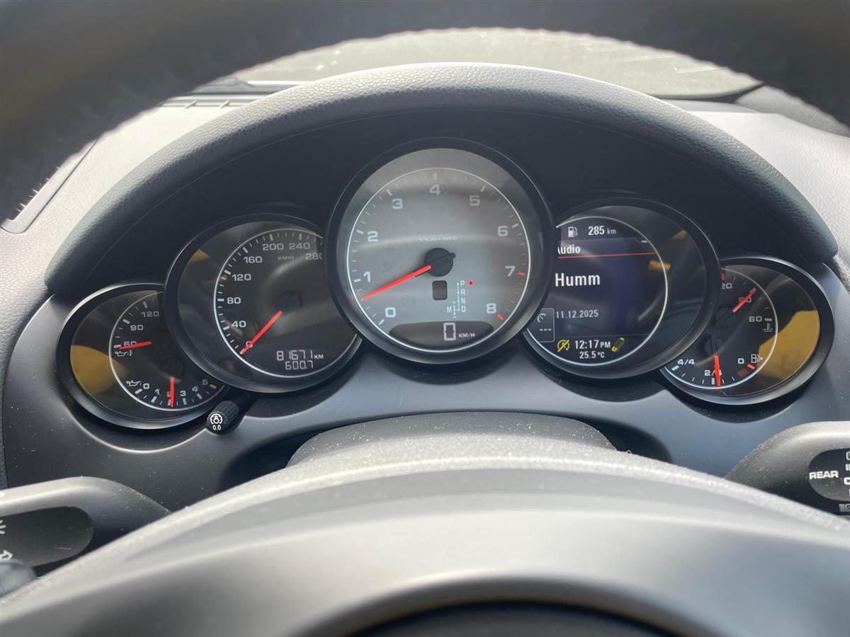 2013 Porsche Cayenne S Carousel 12