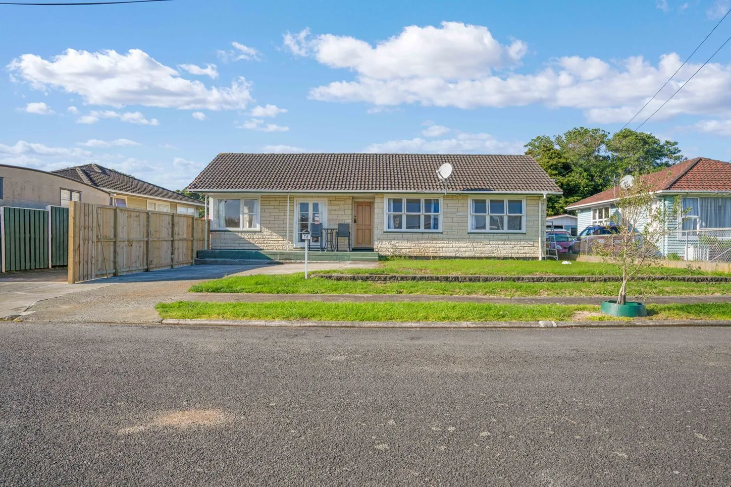 16 Cullinan Avenue, Mangere, NZ 2022