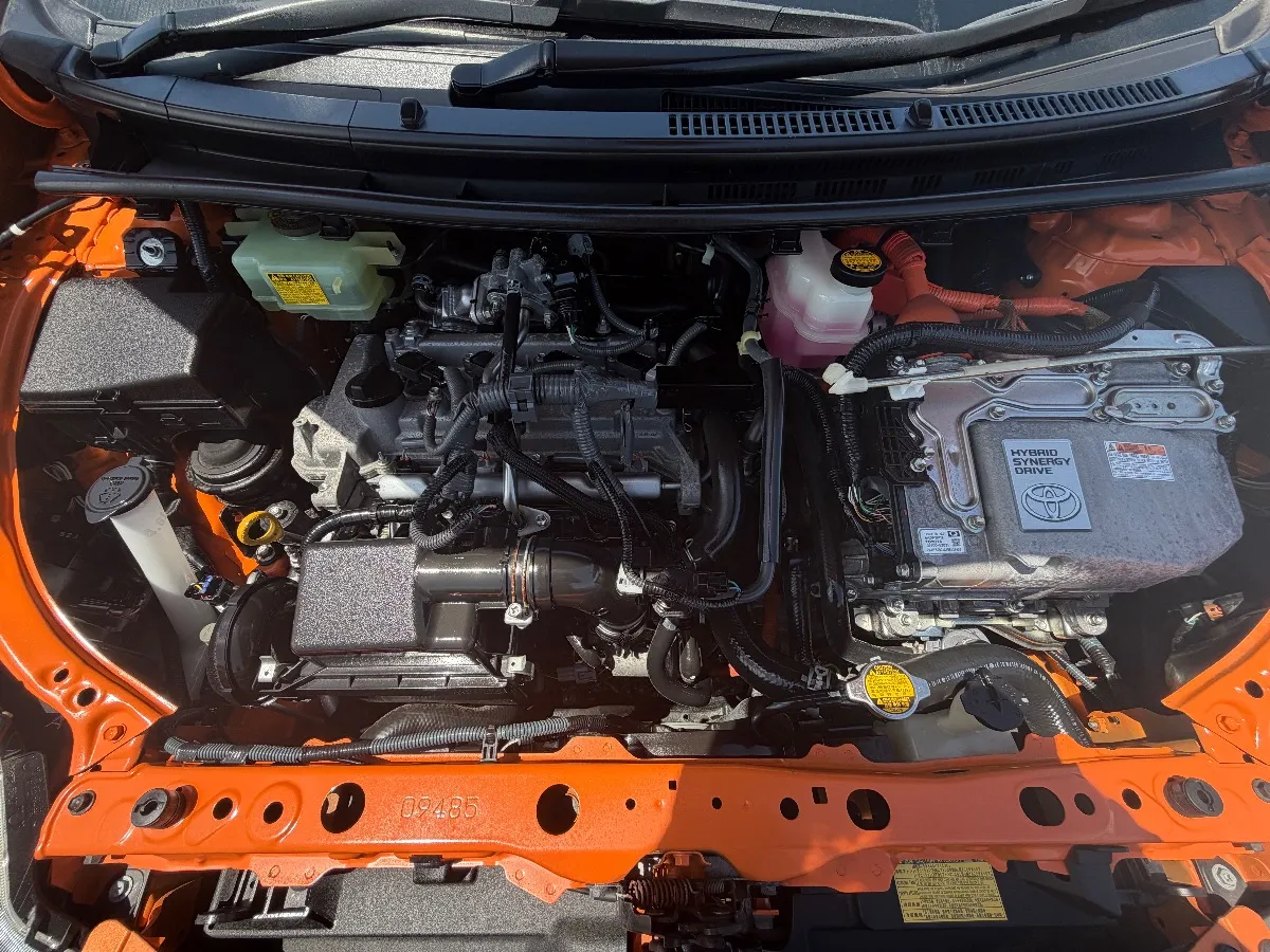 2015 Toyota Aqua S Carousel 1