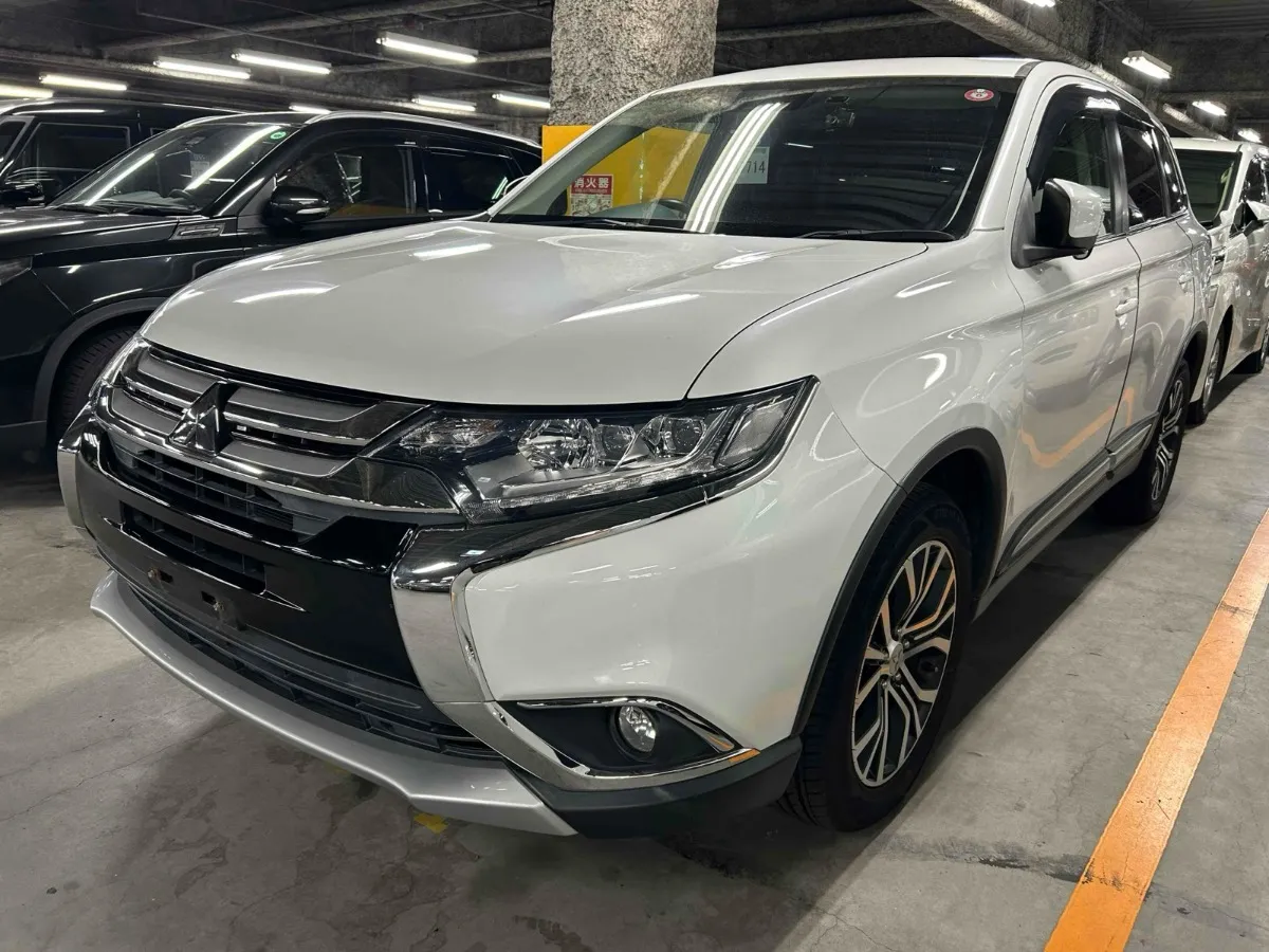2017 Mitsubishi Outlander 20G SAFETY PACKAGE Carousel 11