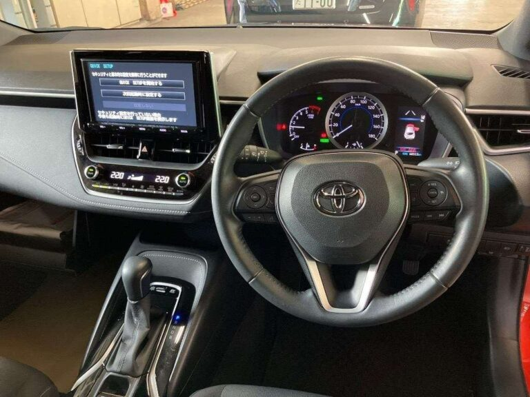 2018 Toyota Corolla SPORTS HYBRID G Carousel 10