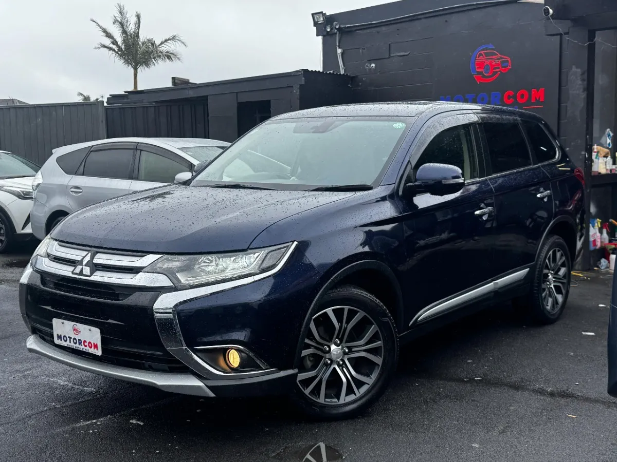 2015 Mitsubishi Outlander 4WD 24G NAVI PACKAGE