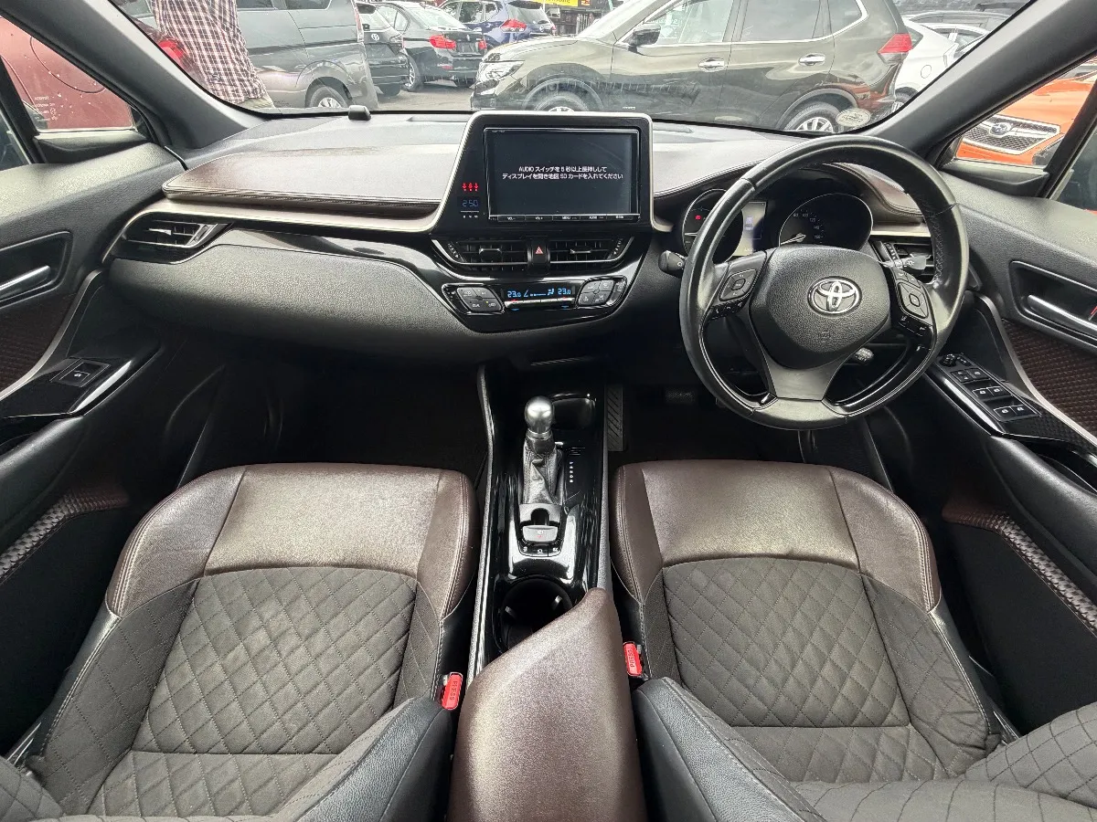 2017 Toyota C-HR G Carousel 9
