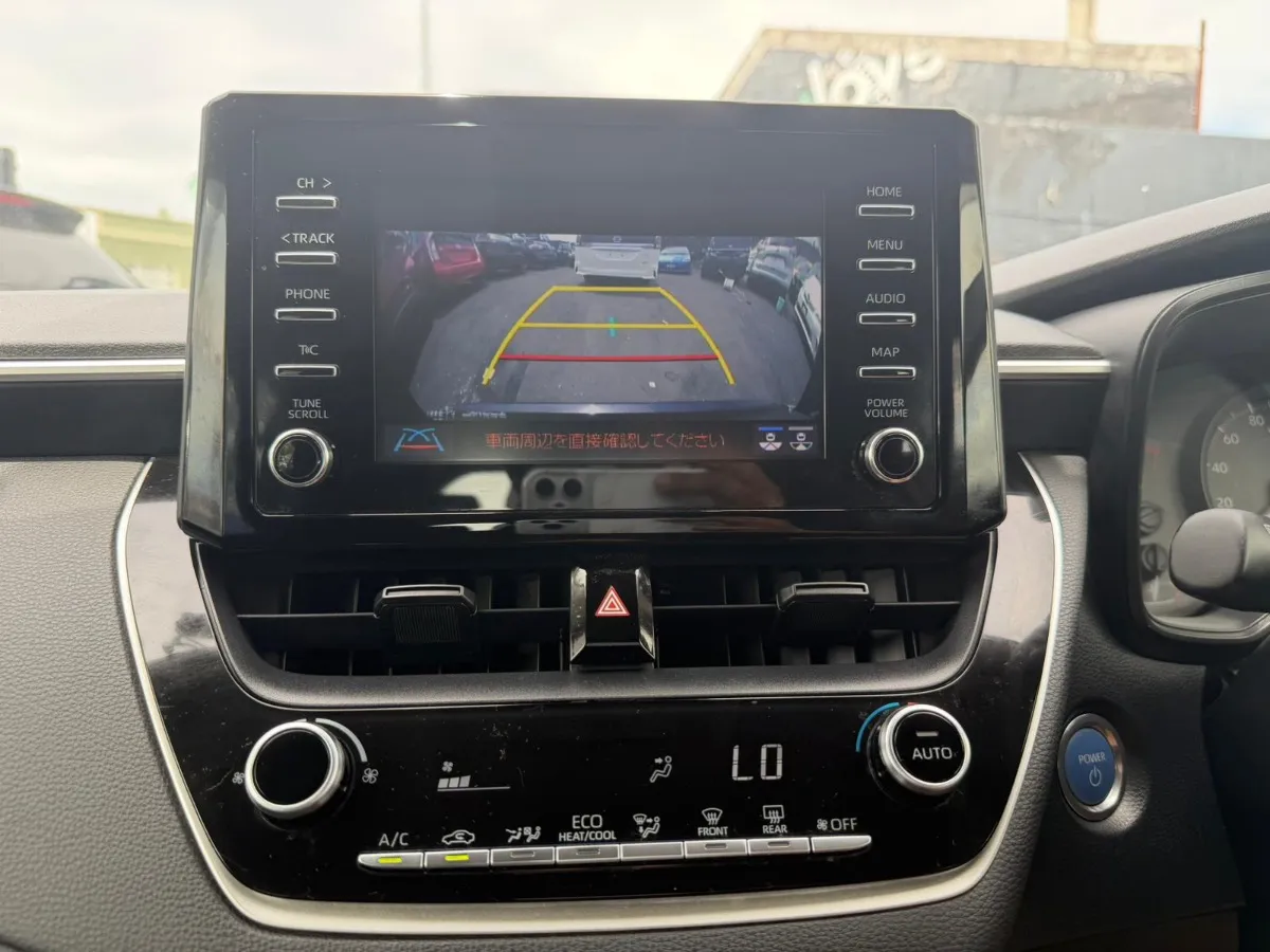 2020 Toyota Corolla TOURING HYBRID G-X Carousel 13