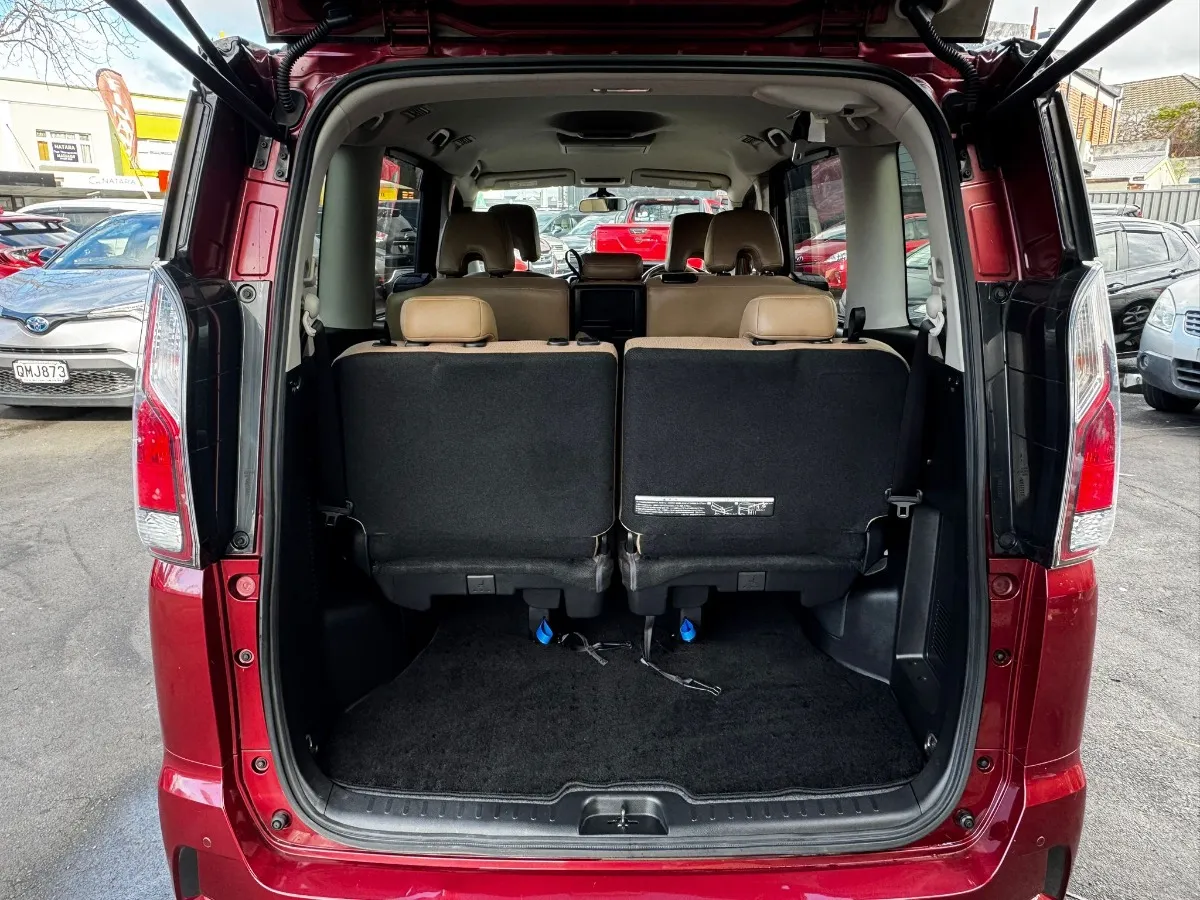 2016 Nissan Serena HIGHWAY STAR G Carousel 4