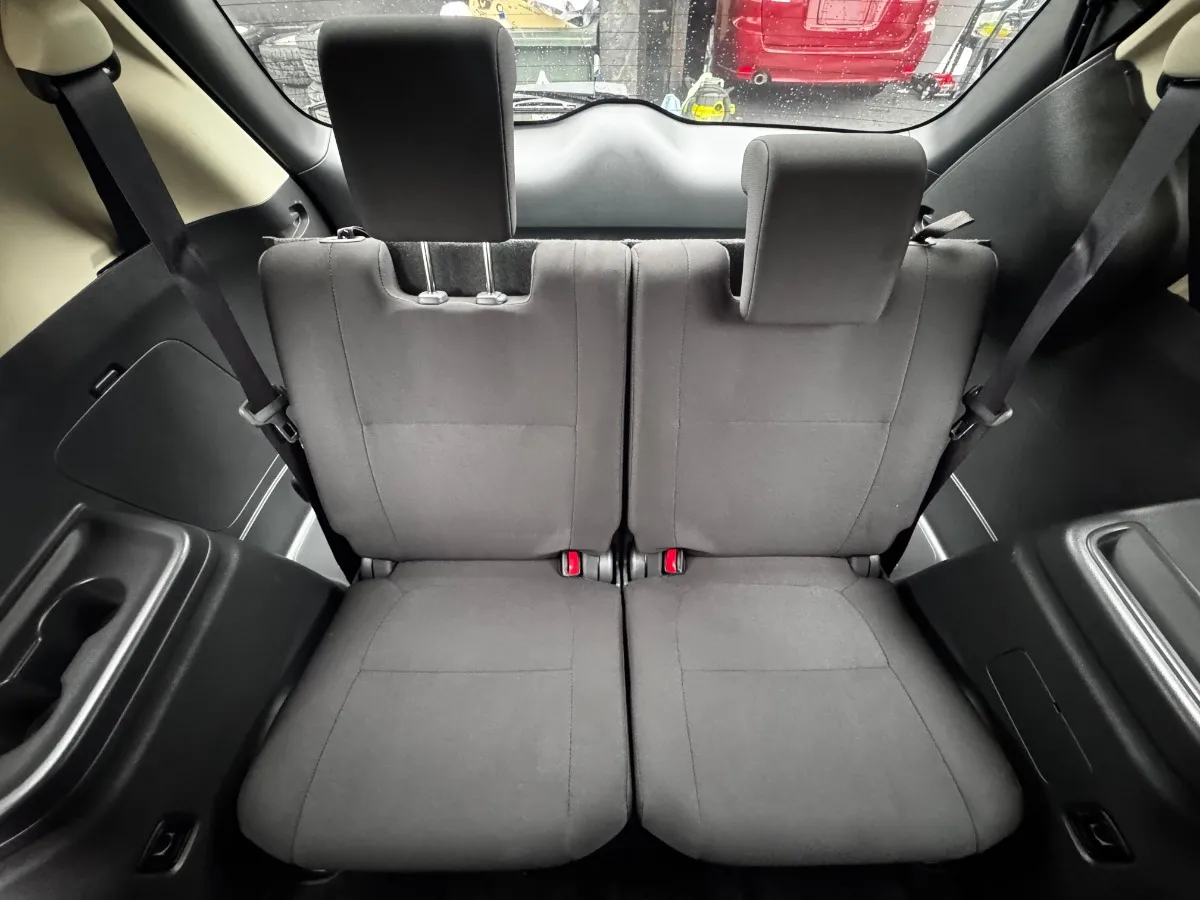 2015 Mitsubishi Outlander 4WD 24G NAVI PACKAGE Carousel 2