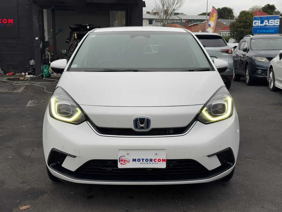 2020 Honda Fit E:HEV HOME Carousel 17