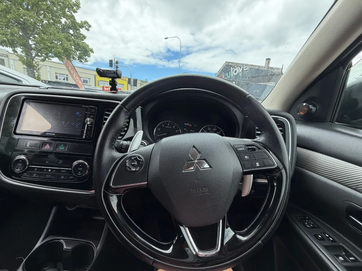 2016 Mitsubishi Outlander 24G 4WD Carousel 13