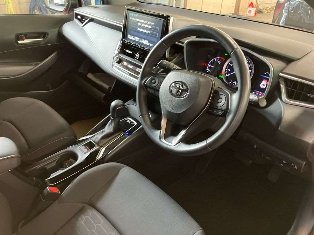 2018 Toyota Corolla SPORTS HYBRID G Carousel 11