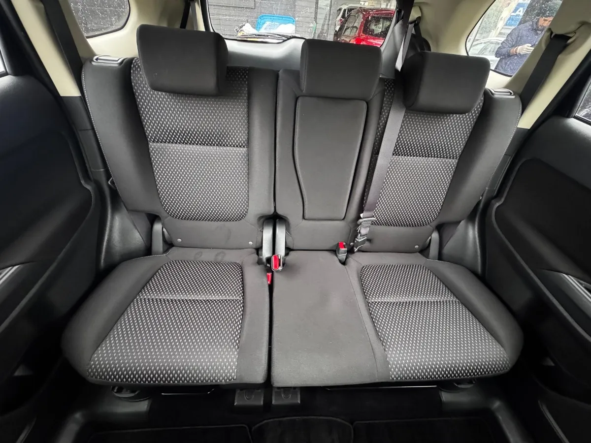 2015 Mitsubishi Outlander 4WD 24G NAVI PACKAGE Carousel 1