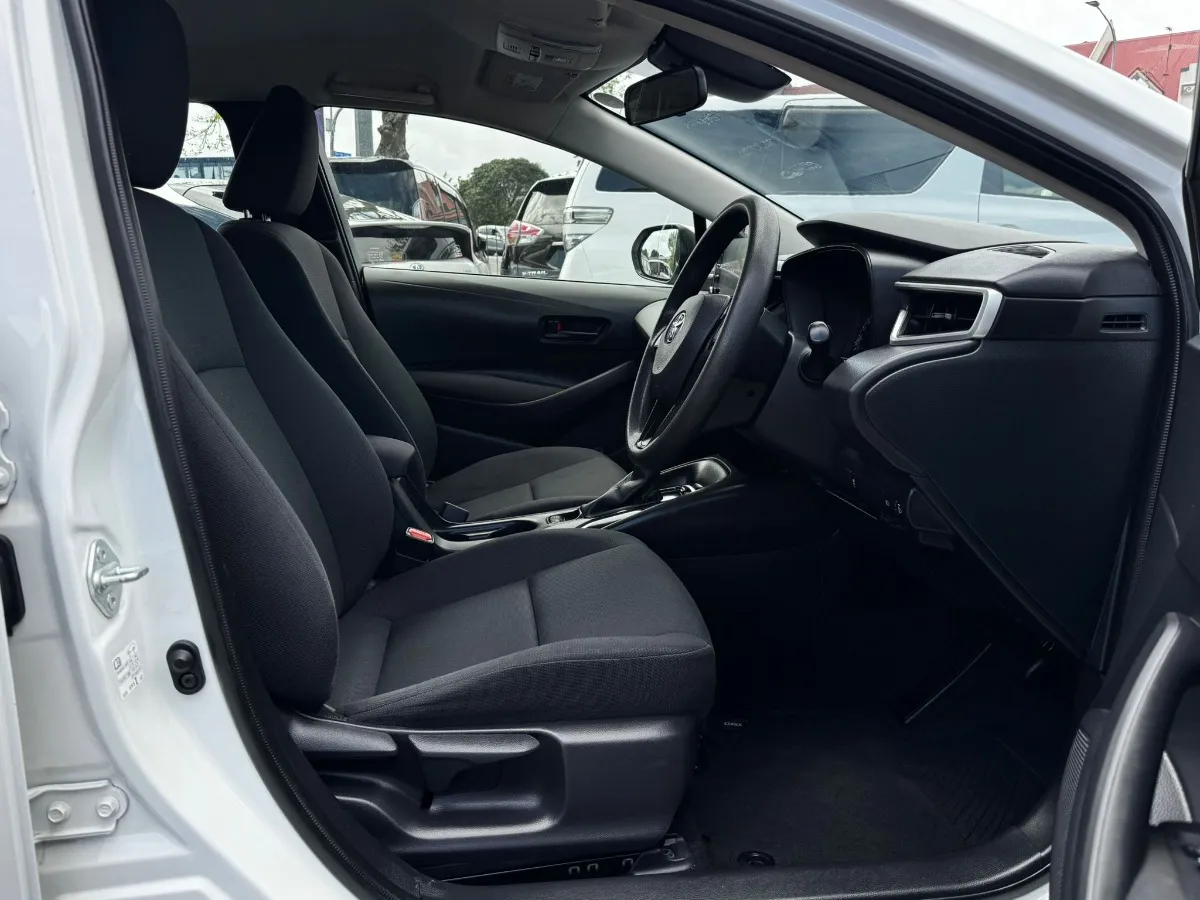 2020 Toyota Corolla HYBRID G-X Carousel 19