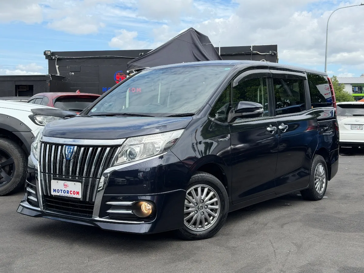 2015 Toyota Esquire HYBRID GI Carousel 19