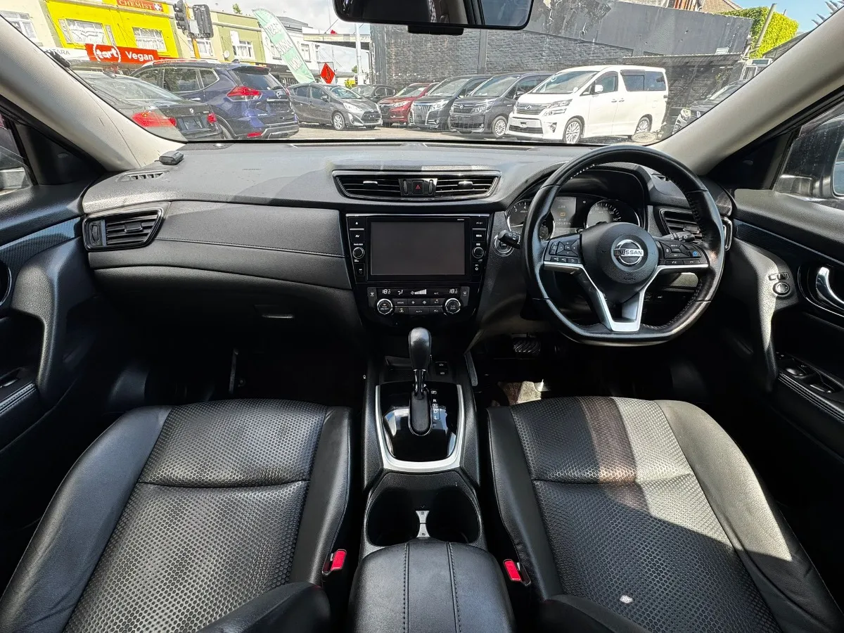2017 Nissan X-Trail 20X Carousel 9