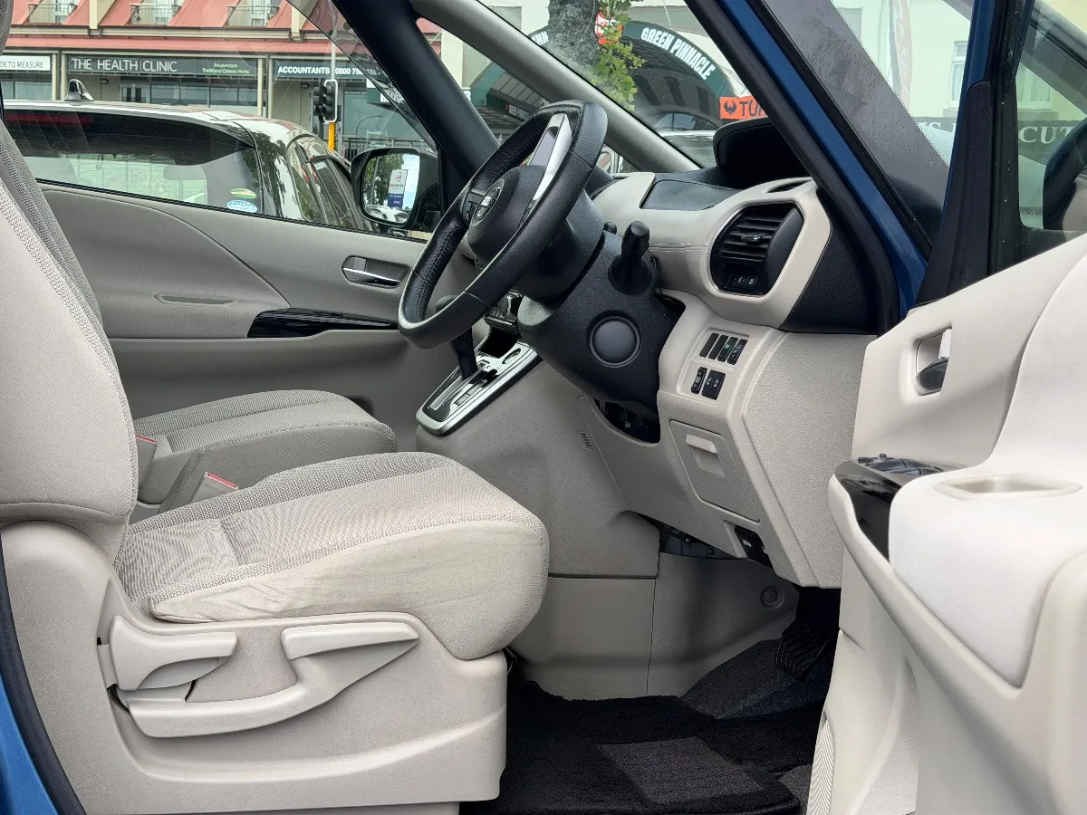 2018 Nissan Serena G Carousel 16