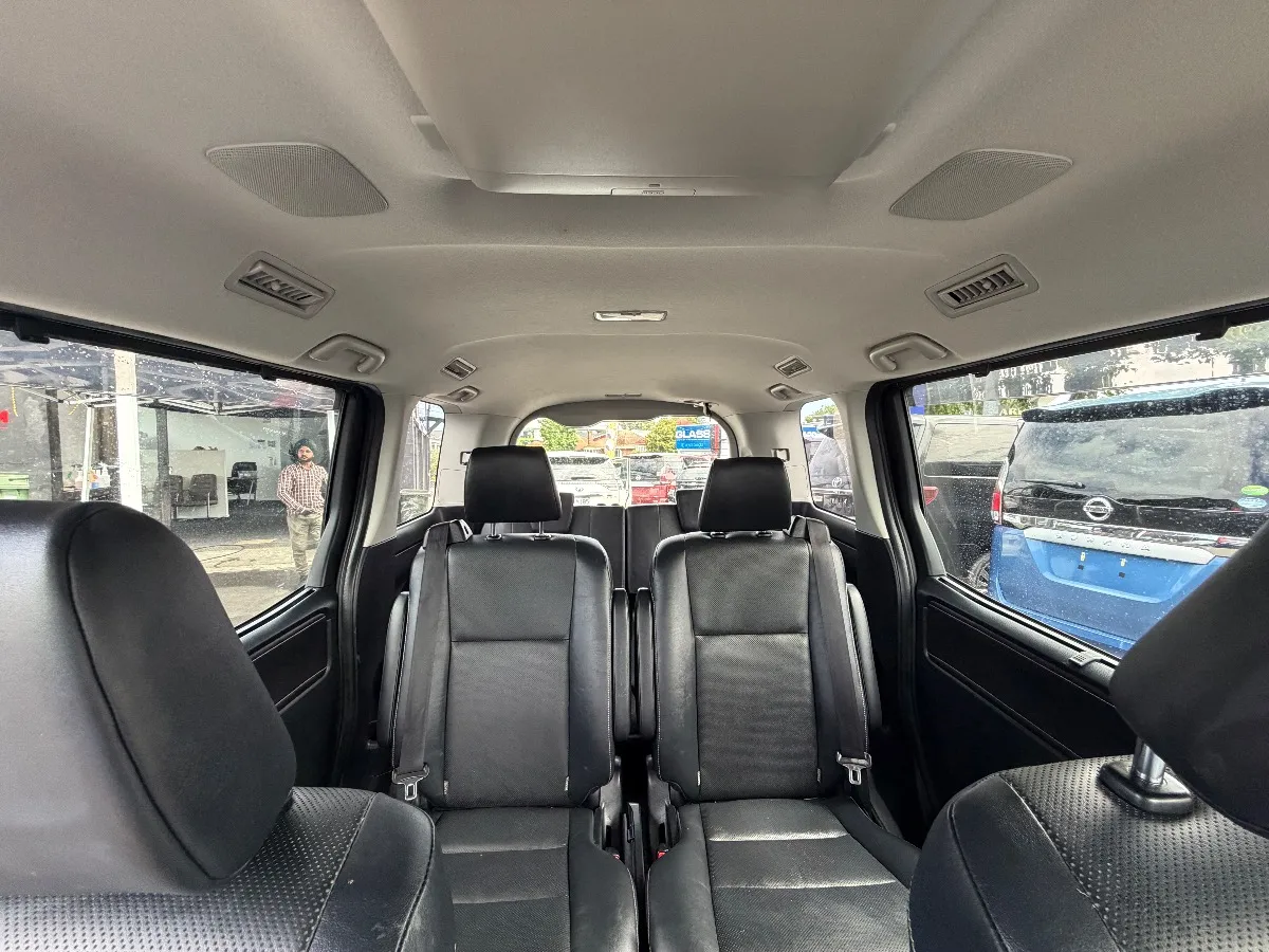 2015 Toyota Esquire HYBRID GI