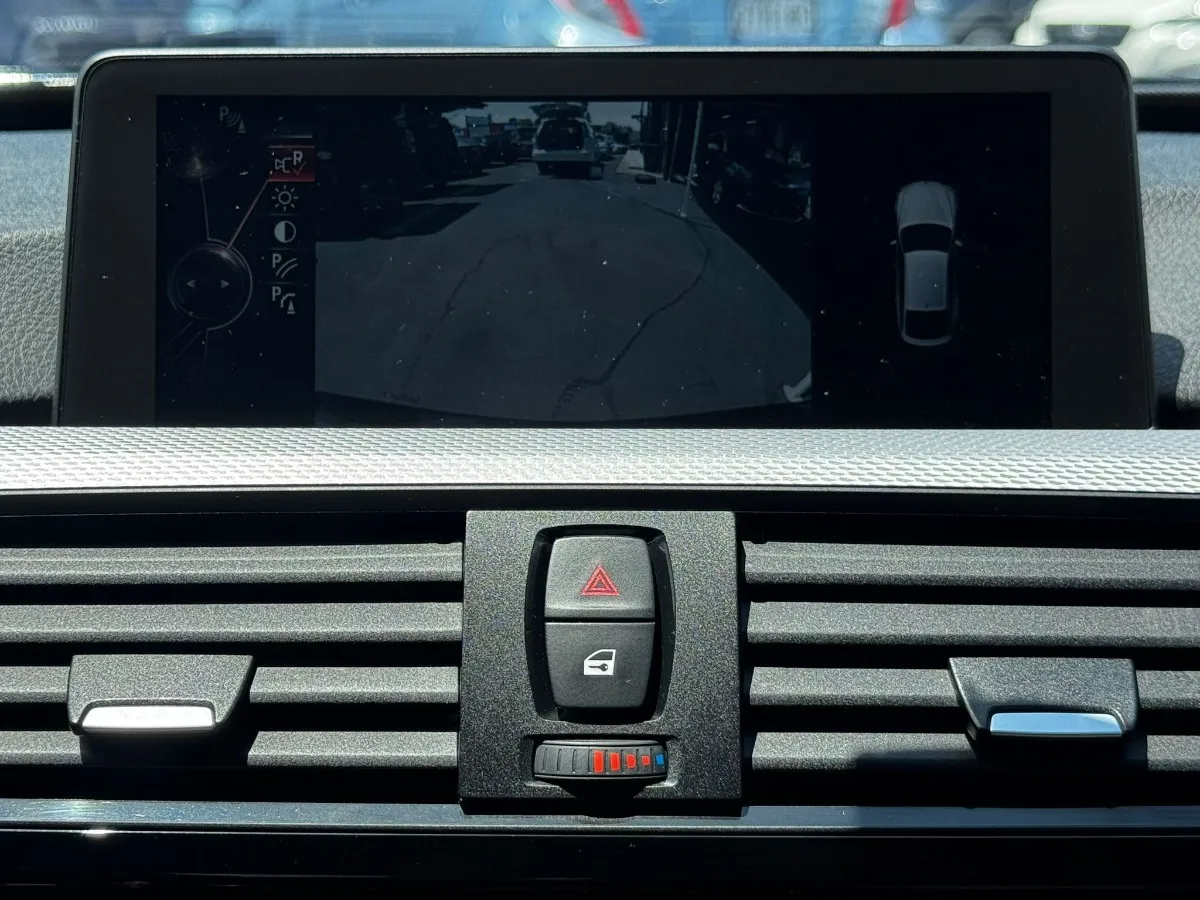 2014 BMW 320i I GRANTURISMO M-SPORT Carousel 9