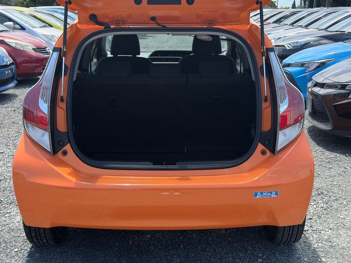 2015 Toyota Aqua S Carousel 2