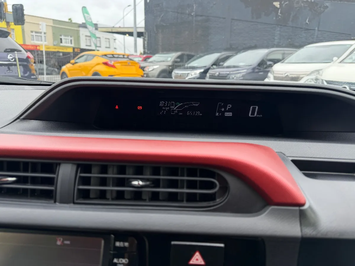 2016 Toyota Aqua S Carousel 6