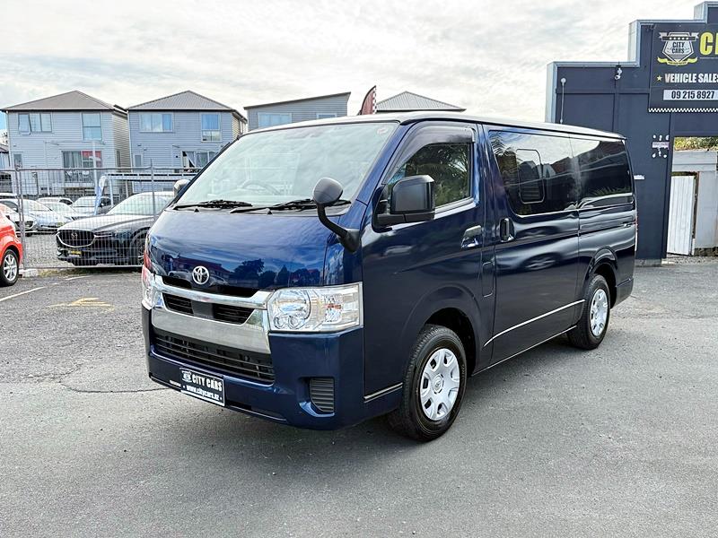 2020 Toyota Hiace DX GL Carousel 13