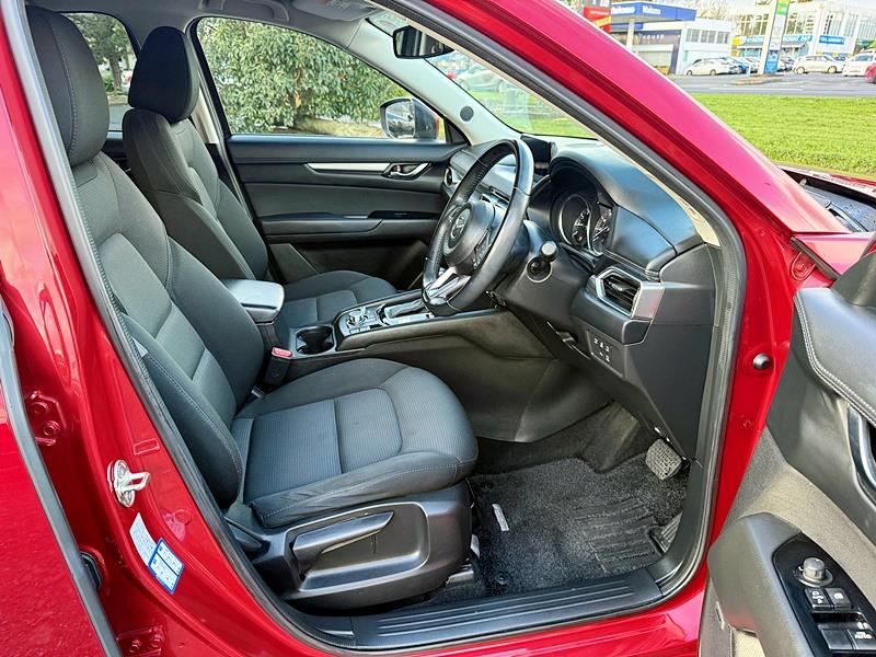 2017 Mazda CX-5 20S Carousel 3