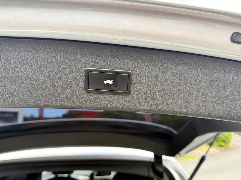 2010 Audi Q5 Carousel 2