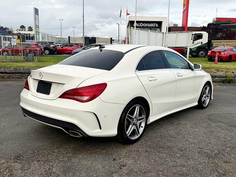 2014 Mercedes-Benz CLA 180 Carousel 12