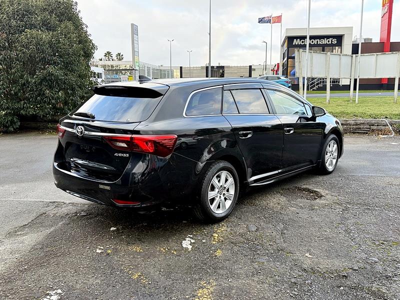 2016 Toyota Avensis Wagon Carousel 12