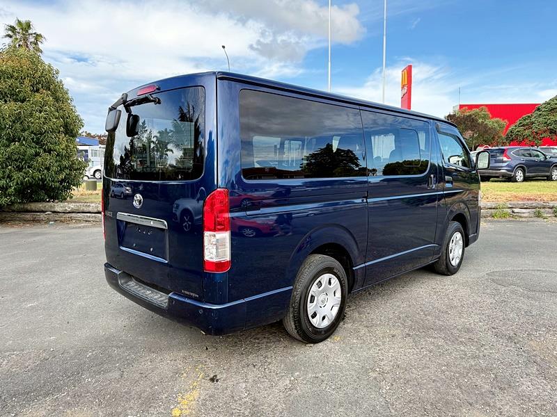 2020 Toyota Hiace DX GL Carousel 9