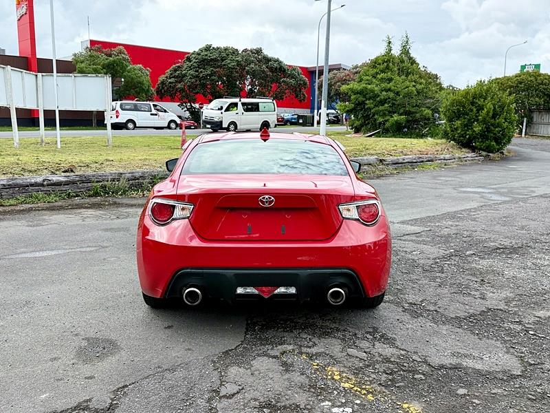 2012 Toyota 86 GT Carousel 10