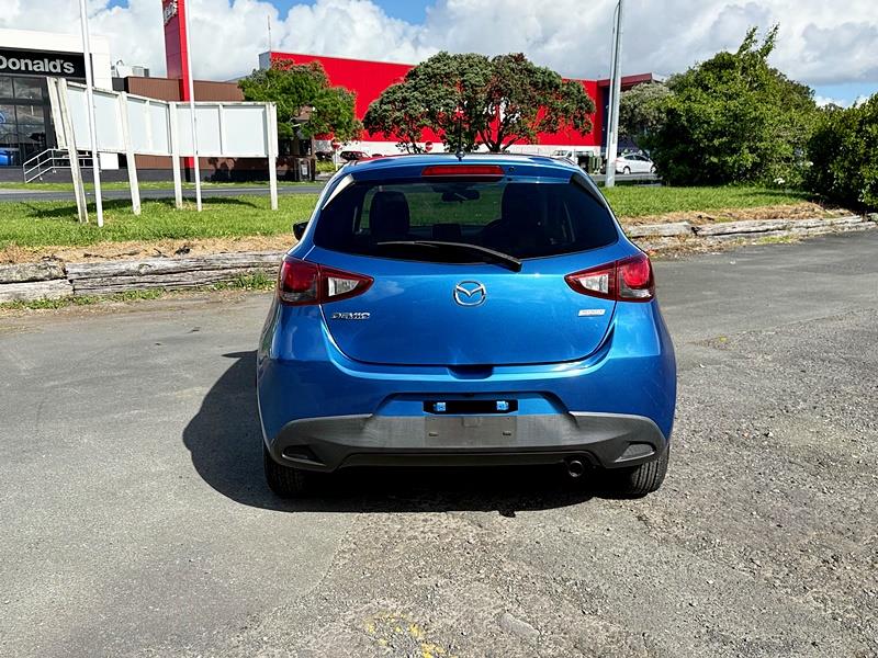 2016 Mazda Demio 13S Carousel 12