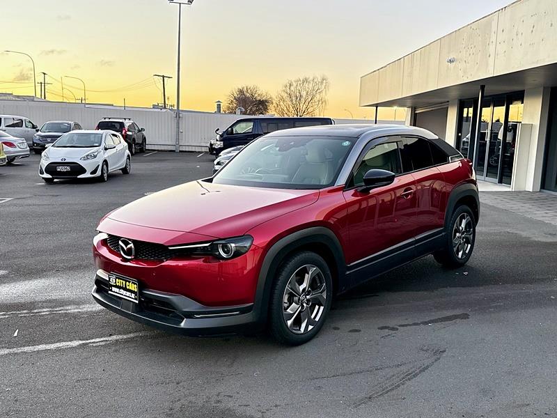 2021 Mazda MX-30 e-Skyactiv G Carousel 18