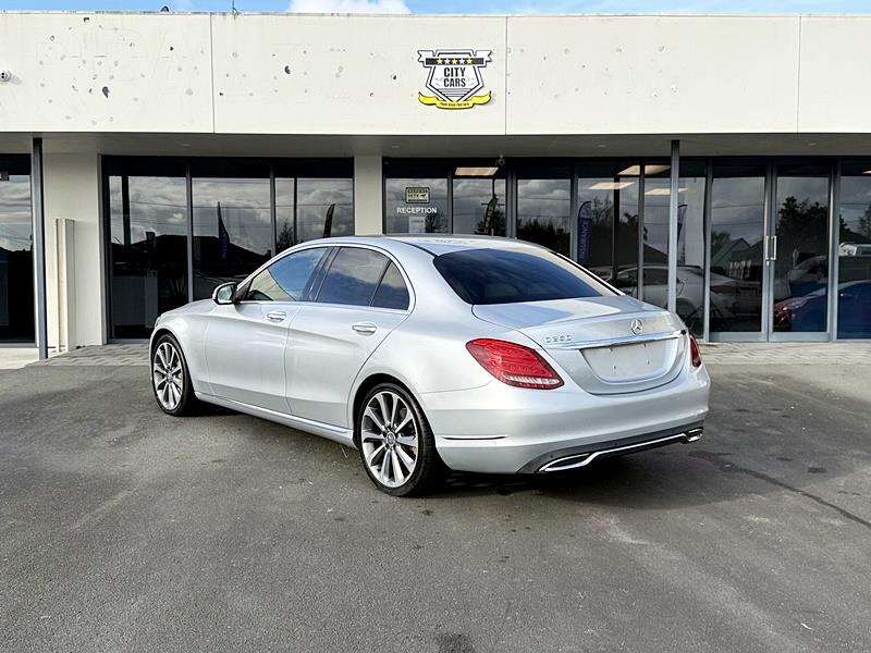2014 Mercedes-Benz C 250 Bluetec Carousel 15