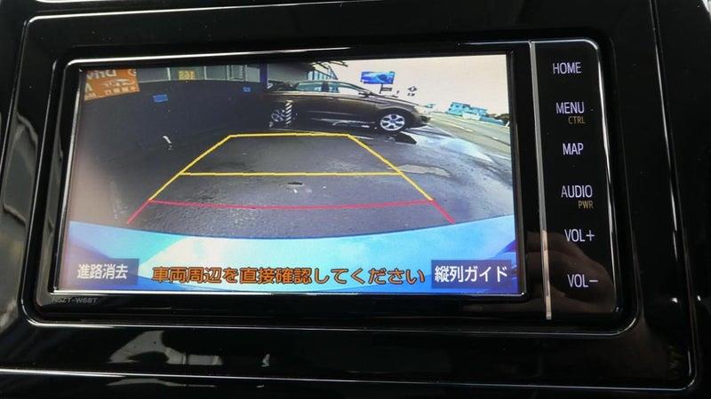 2019 Toyota Prius S MODEL! Keyless entry. Carousel 19