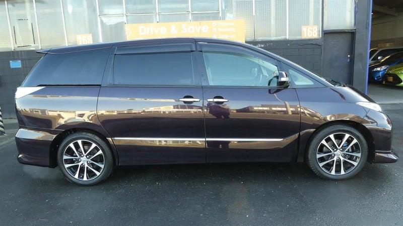 2015 Toyota Estima AERAS PREMIUM EDITION Collage 2