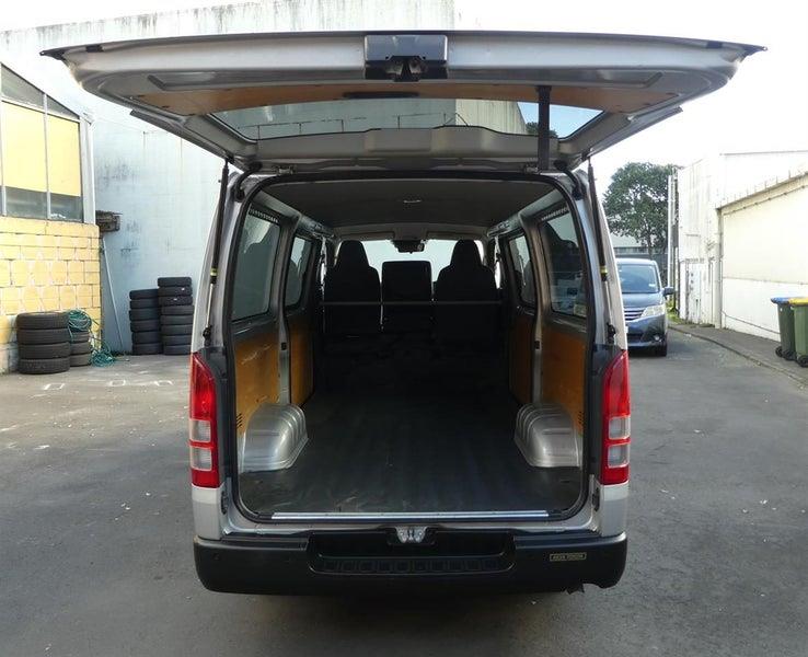 2021 Toyota Hiace Carousel 14