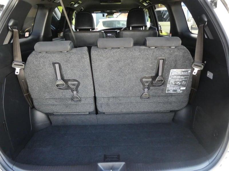 2017 Toyota Estima AERAS PREMIUM Carousel 13