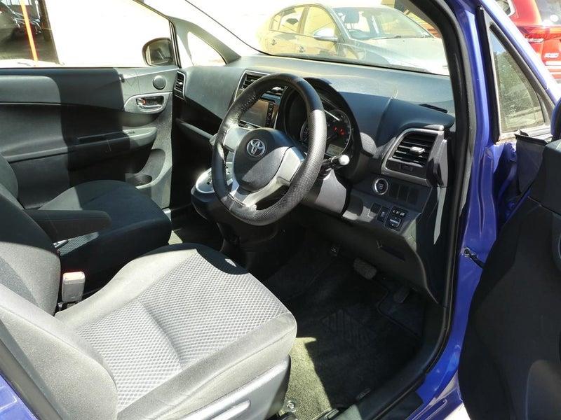 2015 Toyota Ractis G Carousel 10