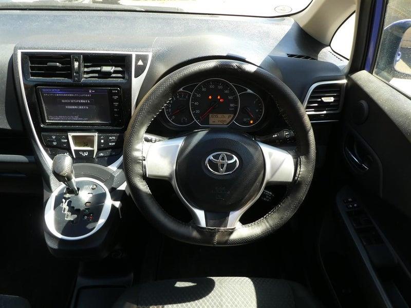 2015 Toyota Ractis G Carousel 17