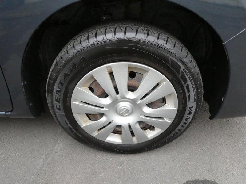2011 Nissan Serena Carousel 9
