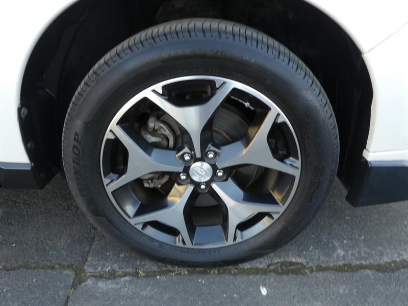 2014 Subaru Forester 2.0XT EYESIGHT Carousel 9