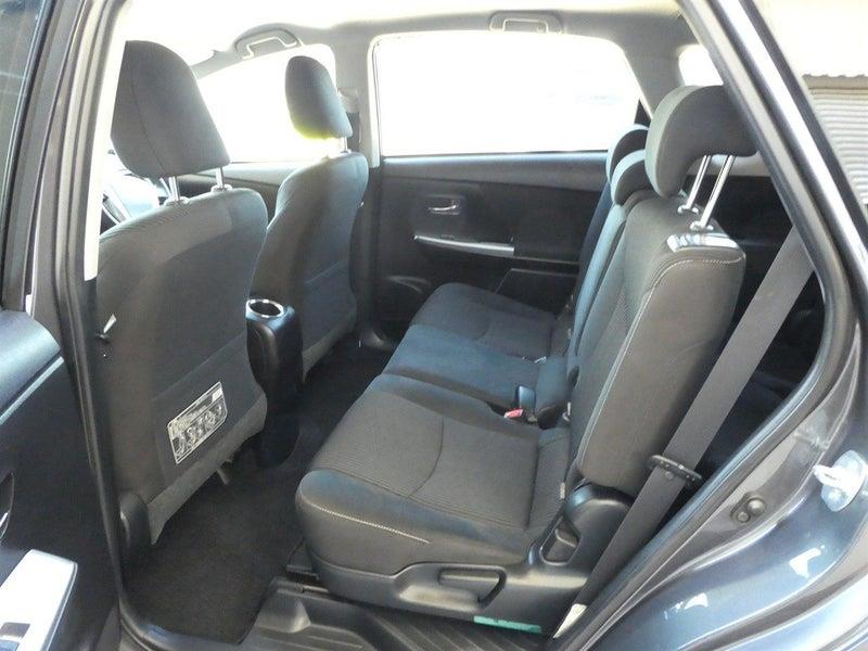 2017 Toyota Prius Alpha 7 Seater!Radar Cruise control! Carousel 15